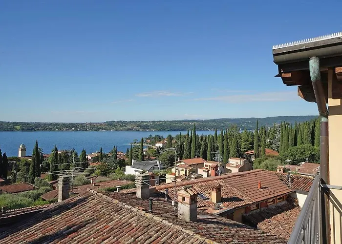 Terrazza Vista Lago In Centro